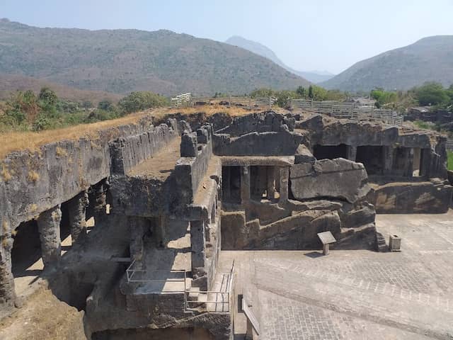 Khapara Kodiya Caves - Image 1