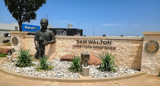 Sam Walton Monument - Image 1
