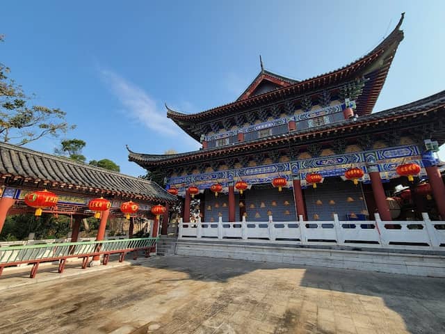 Dongxing Park - Image 1