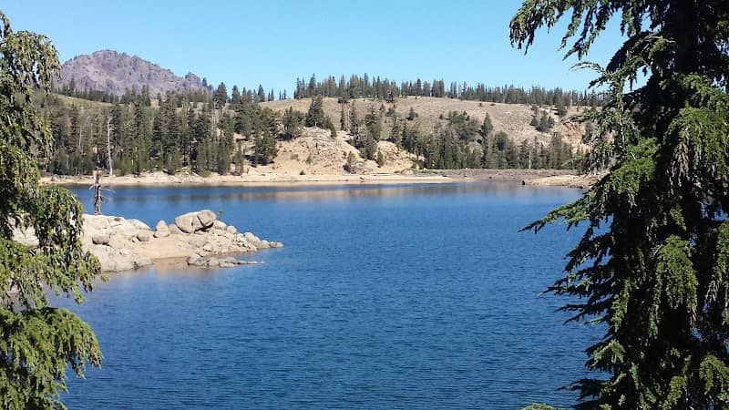 Lower Kinney Lake - Image 1