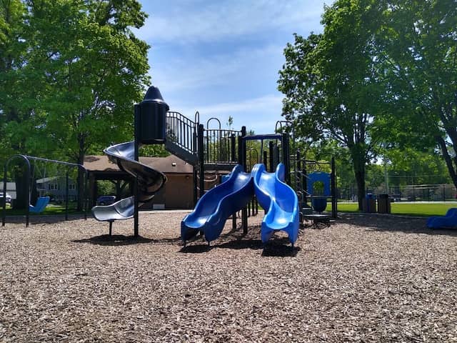 Groveland Park - Image 1