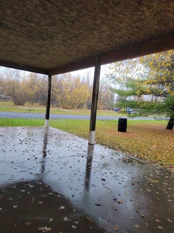 Smithfield park - Image 2