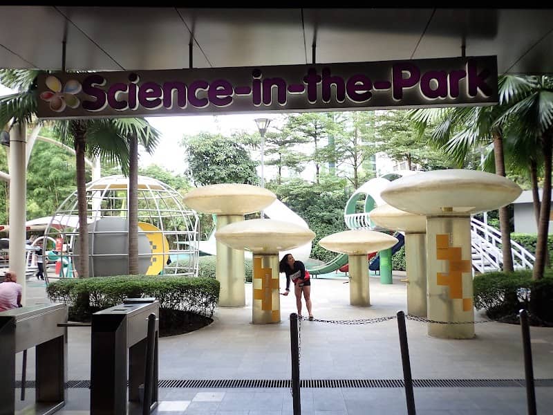 Science In The Park - Image 2