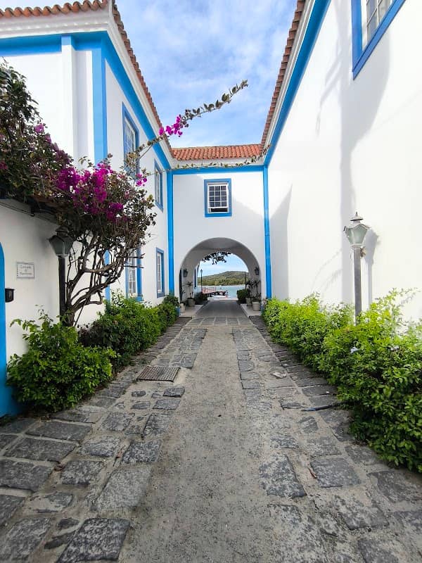 Passagem Arch - Image 1