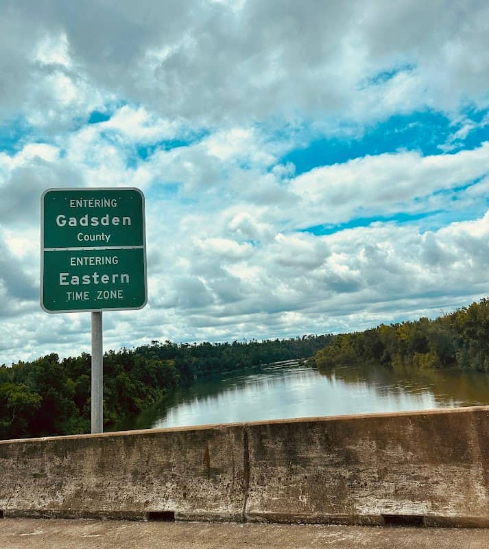 E.S.T./C.S.T. Time Zone Sign - Image 1
