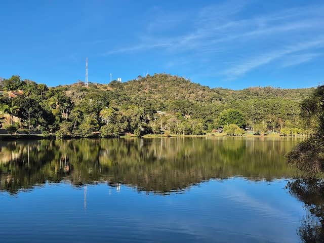 Pier Lago Dourado - Image 2