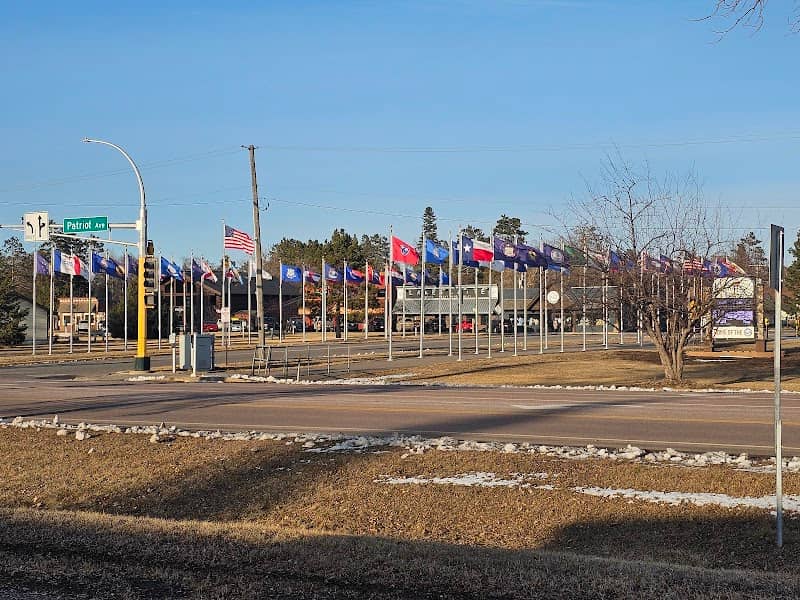 Pequot Lakes Flag display - Image 1