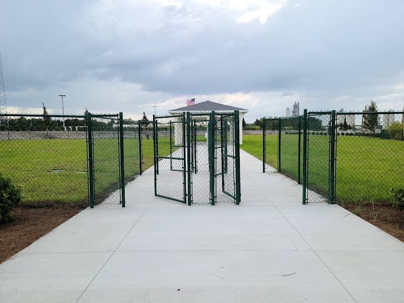 Lake Harlow Canine Park - Image 2
