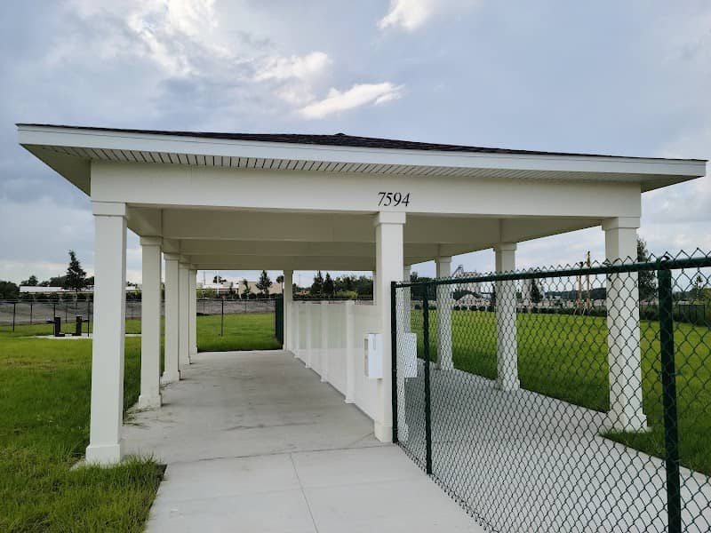 Lake Harlow Canine Park - Image 1