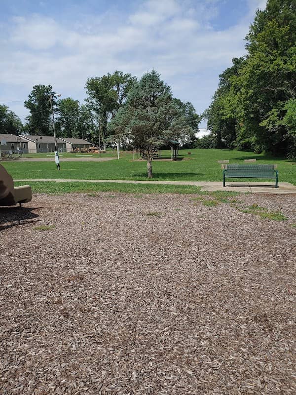 THE ANNA M. DICKERSON PARK - Image 1