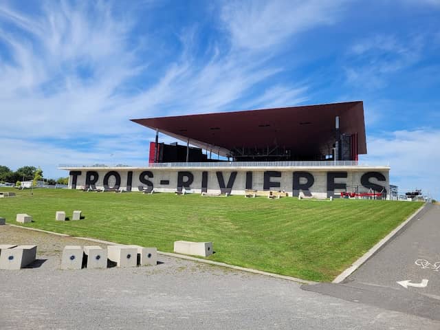 Esplanade de Trois-Rivières sur Saint-Laurent - Image 2
