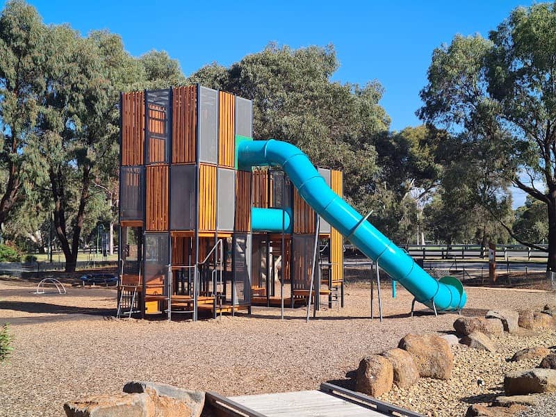 Hannah Watts Park - Image 1