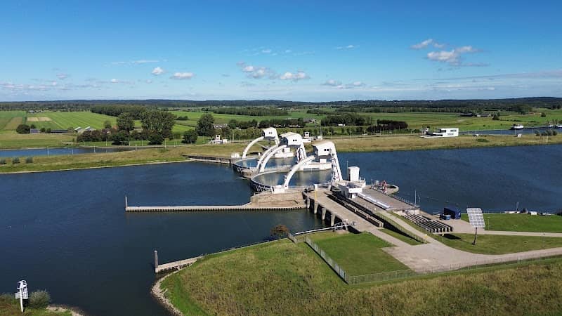 Dam view gelderland - Image 1