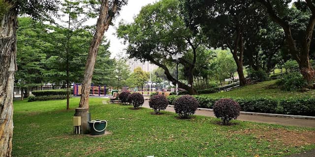 Yuen Long Park Grand Prairie - Image 2