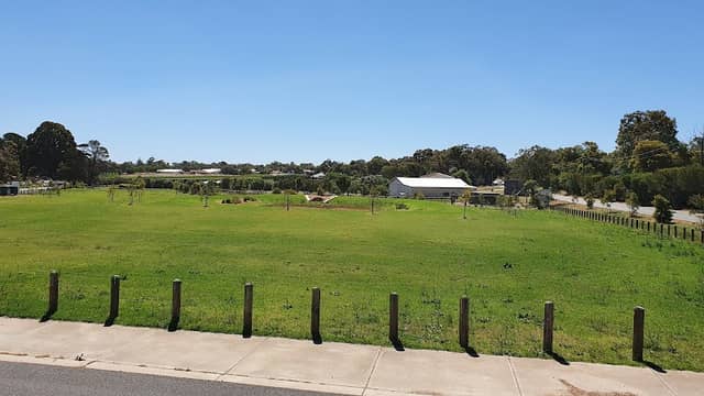 Conti Gardens Park - Image 1