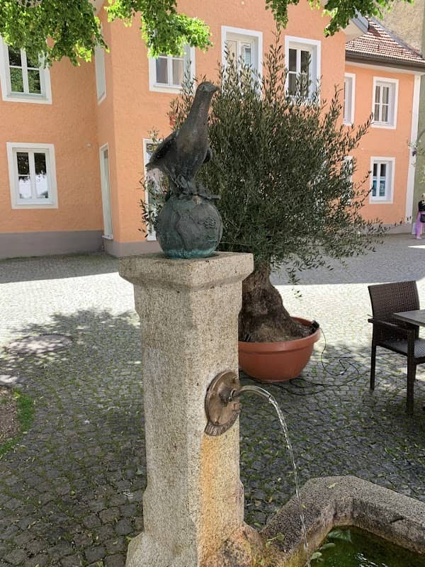 Friedenstaube-Brunnen - Image 1