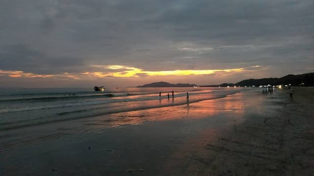 Nanmenhai Tourist Zone - Image 1