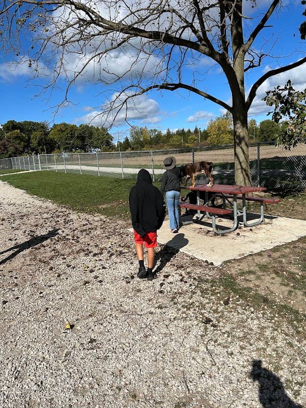 Amherstburg Dog Park - Image 2