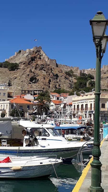 Old Harbor Myrina - Image 2