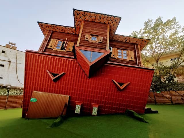 Το ανάποδο σπίτι / The upside down house Greece 1 - Image 1