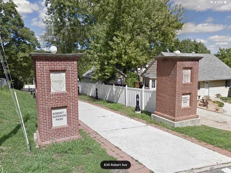 Robert-Superior Park - Image 2