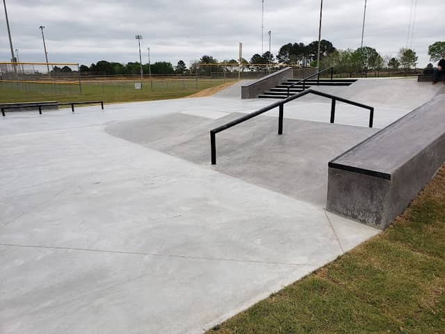 Community Park - Image 1