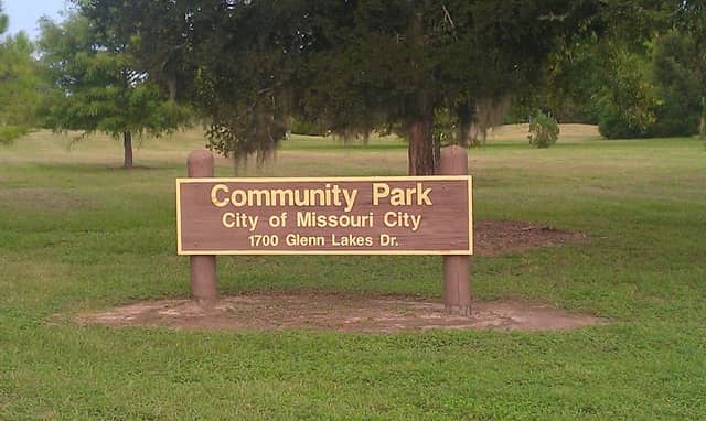 Community Park - Image 2