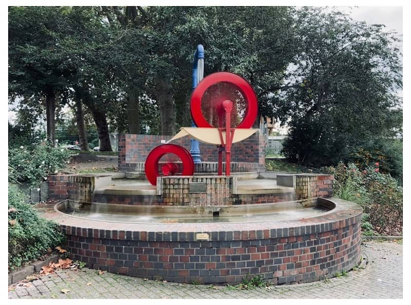 Kanaltor Brunnen - Image 1