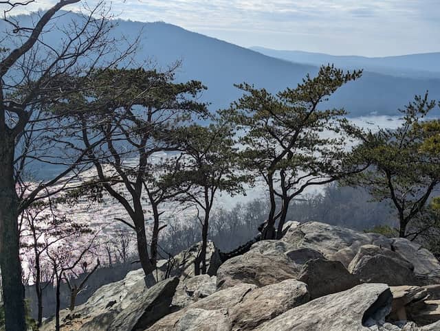 Weverton Cliffs - Image 3