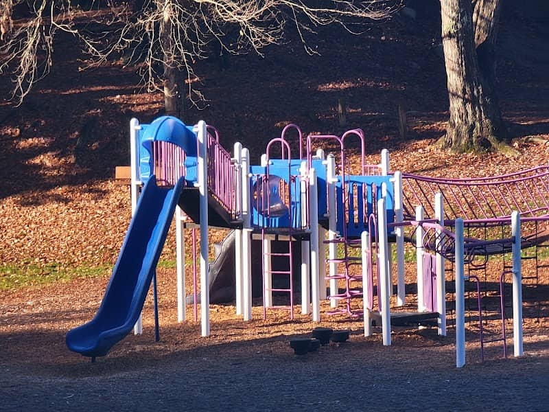 Robin Hood Park - Image 1