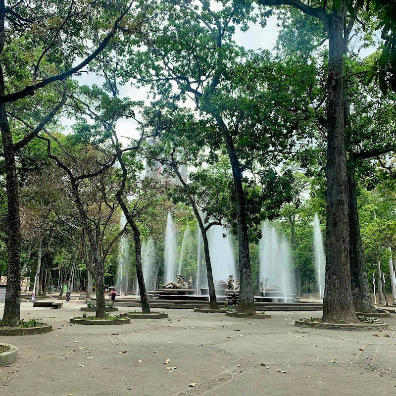 Los Caobos Park - Image 2