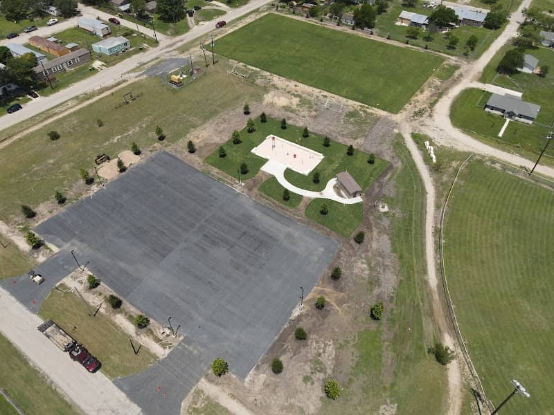 Lions Park - Image 1