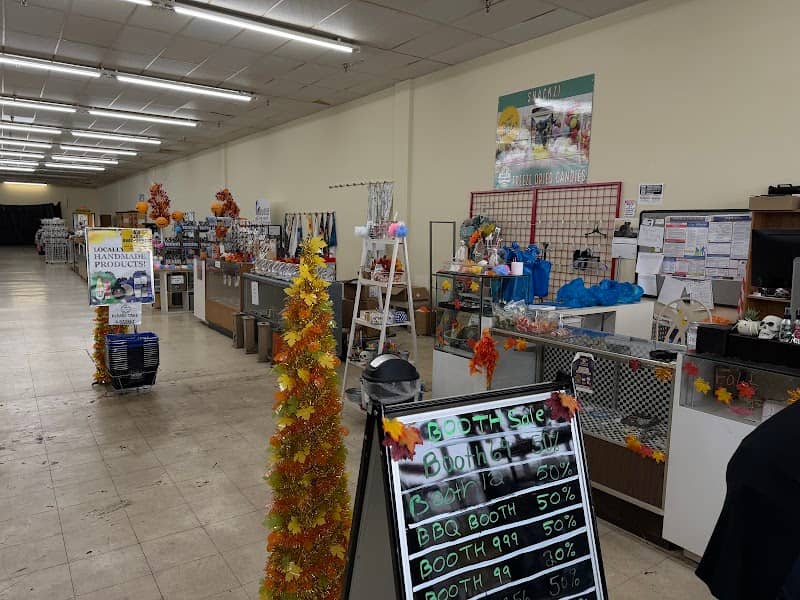Pioneer Vendor Mall - Image 2