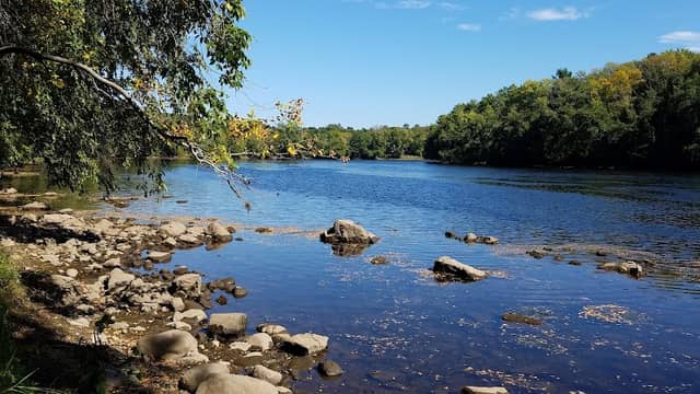 Merrimack River Park - Image 1