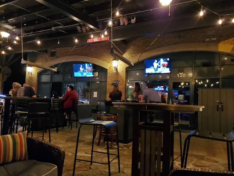 Miciah's Bar & Live Music - Image 2