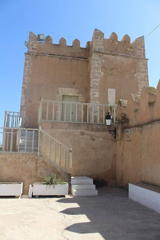 Borj Ennar - Image 1