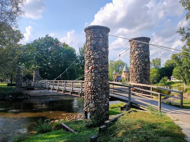 Curwood Castle Park - Image 2