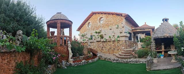 Casa Gaudiana de ocenilla, Soria - Image 1
