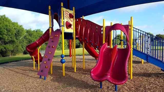Kenwood Heights Park - Image 1