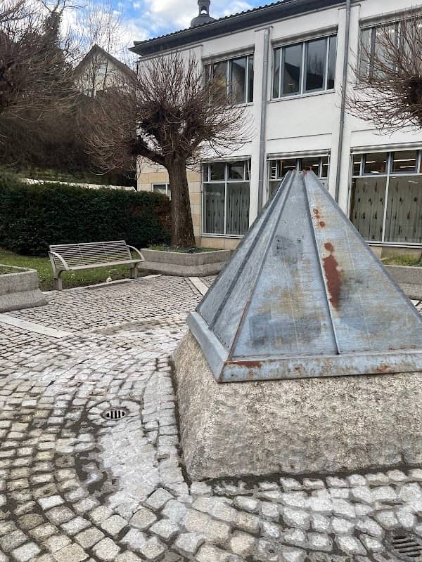 Brunnen im Innenhof - Image 1