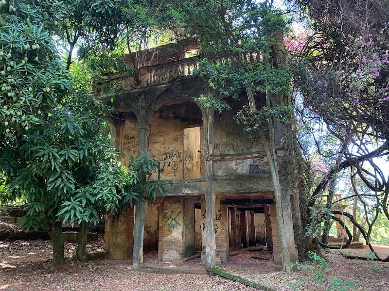 Ruinas do Hotel Radio - Image 1