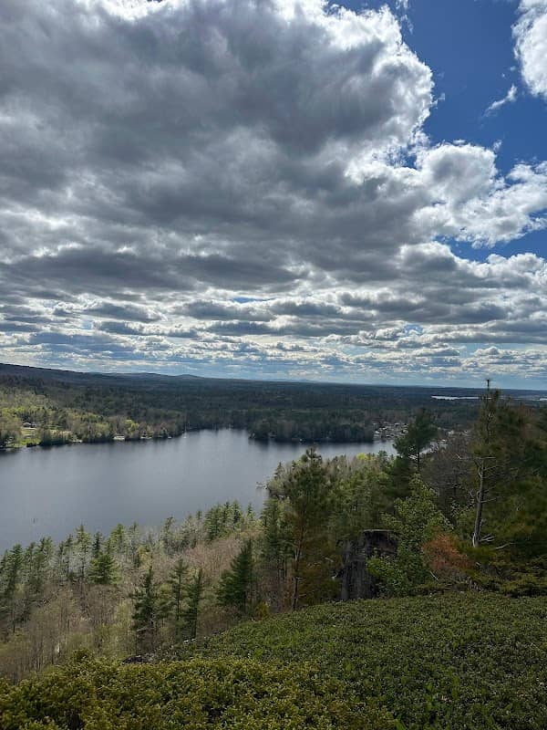 Parks Pond Bluff Trailhead - Image 1
