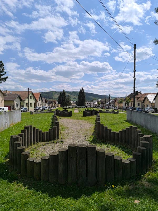 City park "Na Rajčuli" - Image 2