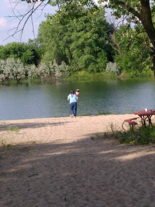 Sara’s Lake - Image 1