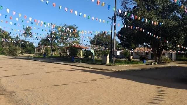 Praça Do Pau Sêco - Humildes - Image 1