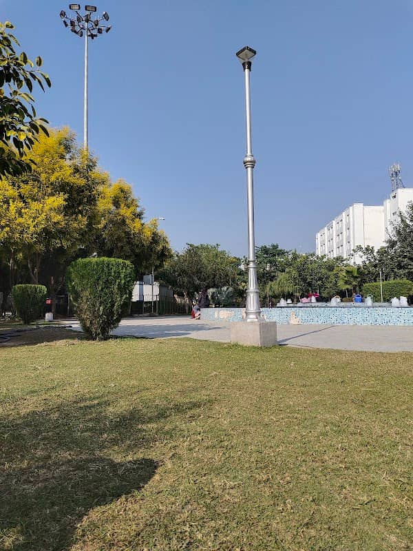 Fountain park Chandigarh University - Image 1