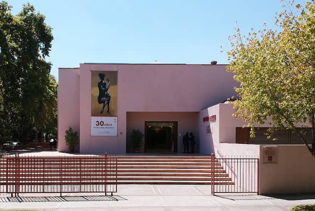 Ralli Museum Santiago - Image 2