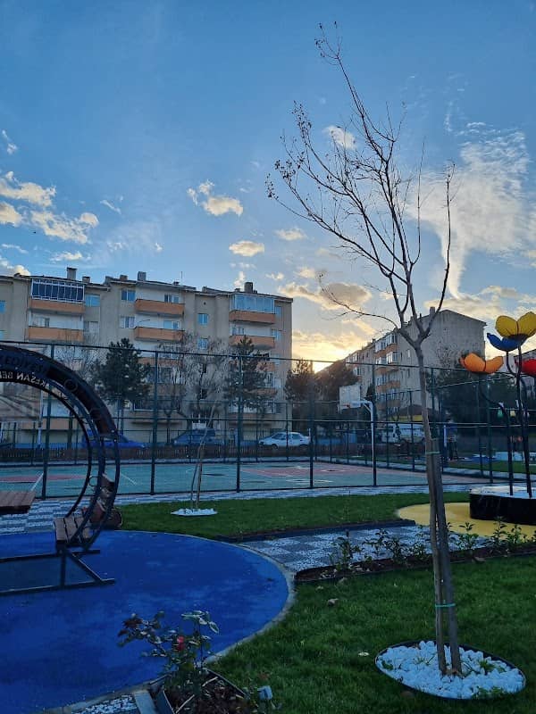 Çamlıkent Ahmet Karağaç Parkı - Image 1