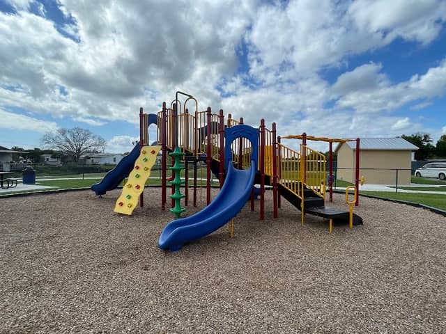 Centennial Park - Image 1