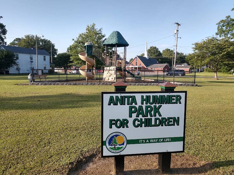 Elizabeth Street Triangle Park - Image 1